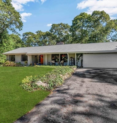 Featured Listing Photo