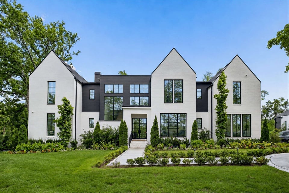 835 Battery Ln, Nashville, TN 37220